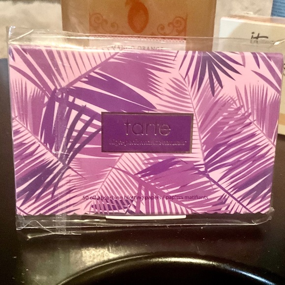Tarte Not So Slick High Performance Oil Absorbing Blotting Paper- New - Picture 2 of 4